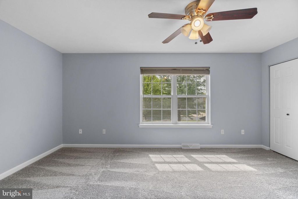 Image 11 of property listing at 6349 JACOBS CT, Eldersburg, MD 21784