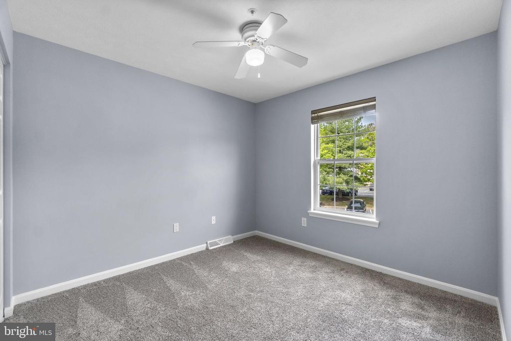 Image 18 of property listing at 6349 JACOBS CT, Eldersburg, MD 21784