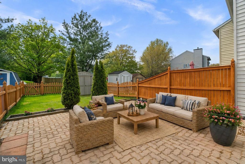 Image 25 of property listing at 6349 JACOBS CT, Eldersburg, MD 21784