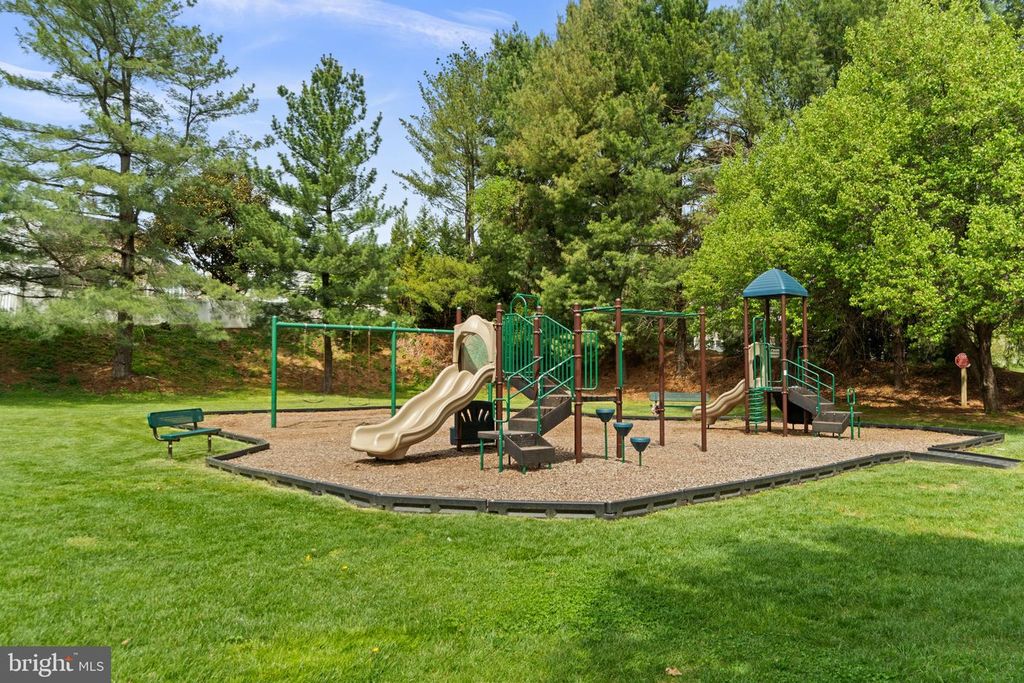 Image 30 of property listing at 6349 JACOBS CT, Eldersburg, MD 21784