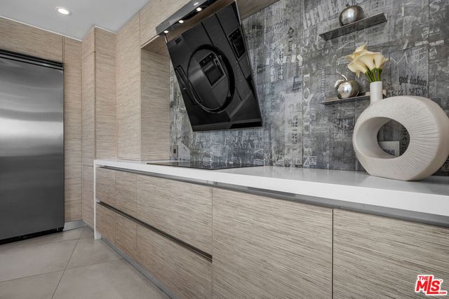 849 Glenmere Way, Los Angeles, CA 90049