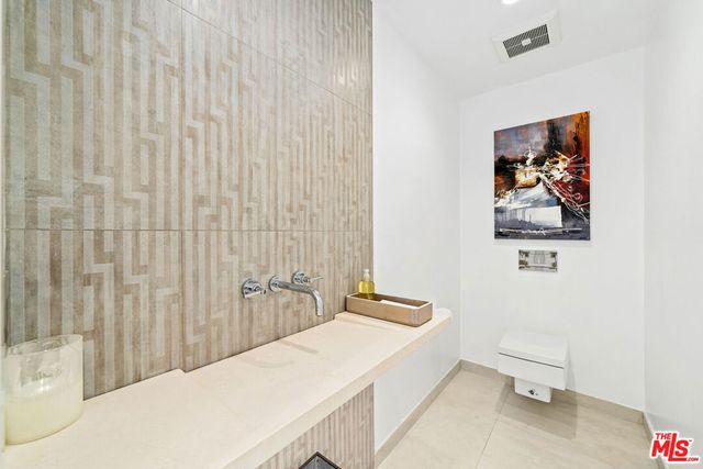 849 Glenmere Way, Los Angeles, CA 90049