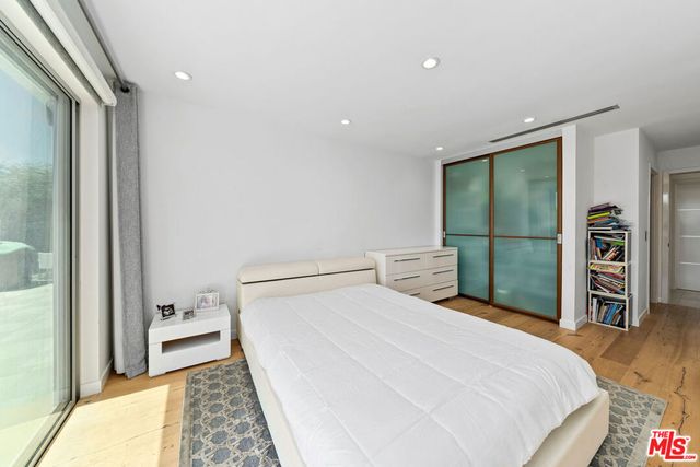 849 Glenmere Way, Los Angeles, CA 90049