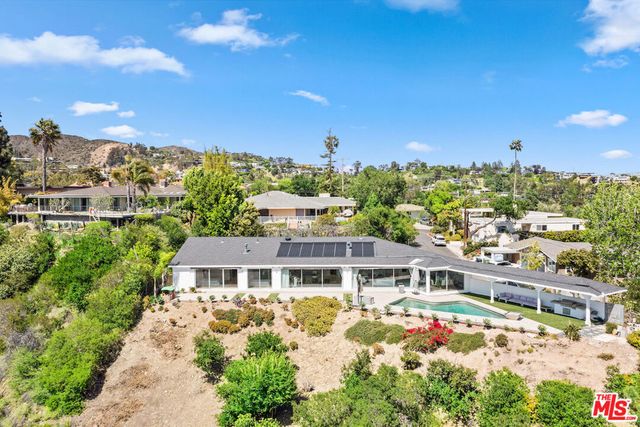 849 Glenmere Way, Los Angeles, CA 90049