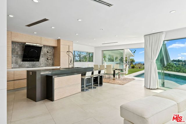 849 Glenmere Way, Los Angeles, CA 90049