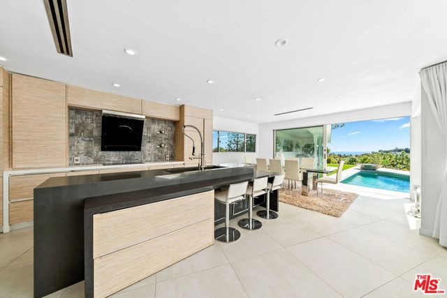 849 Glenmere Way, Los Angeles, CA 90049