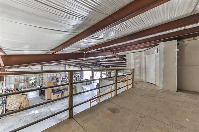 406B 21000 Road, Cherryvale, KS 67335