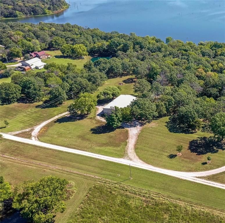 406B 21000 Road, Cherryvale, KS 67335