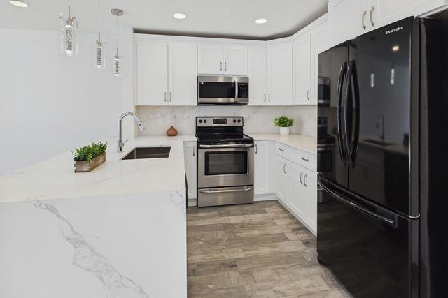 11772 NW 1ST Street, Coral Springs, FL 33071