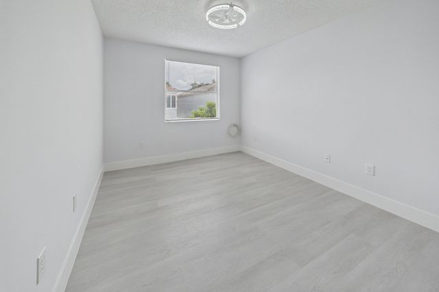 11772 NW 1ST Street, Coral Springs, FL 33071