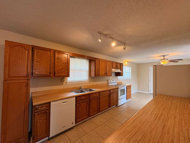 6626 Shirley Pond Road, Harrison, TN 37341