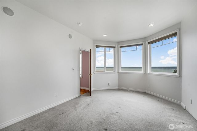 1411 Crestview Drive, Camano Island, WA 98282