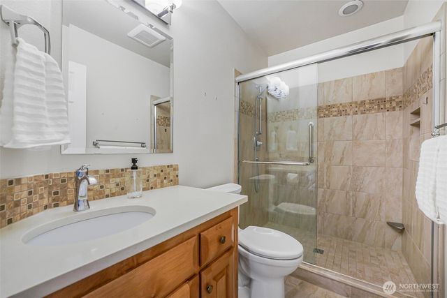 1411 Crestview Drive, Camano Island, WA 98282
