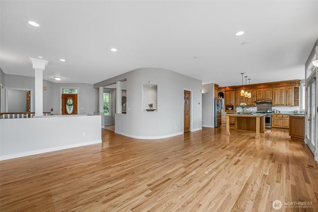 1411 Crestview Drive, Camano Island, WA 98282