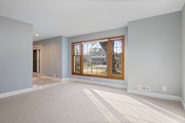 9609 Vincent Avenue S, Bloomington, MN 55431