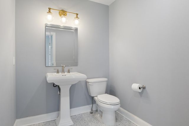 9609 Vincent Avenue S, Bloomington, MN 55431