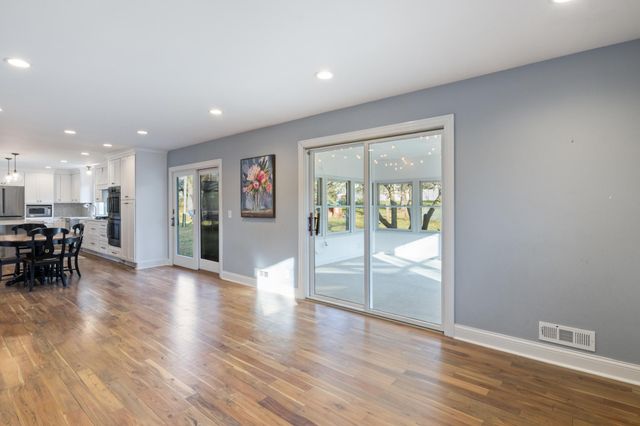 9609 Vincent Avenue S, Bloomington, MN 55431