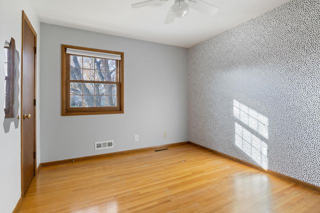 9609 Vincent Avenue S, Bloomington, MN 55431