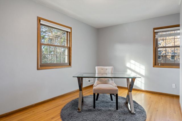 9609 Vincent Avenue S, Bloomington, MN 55431