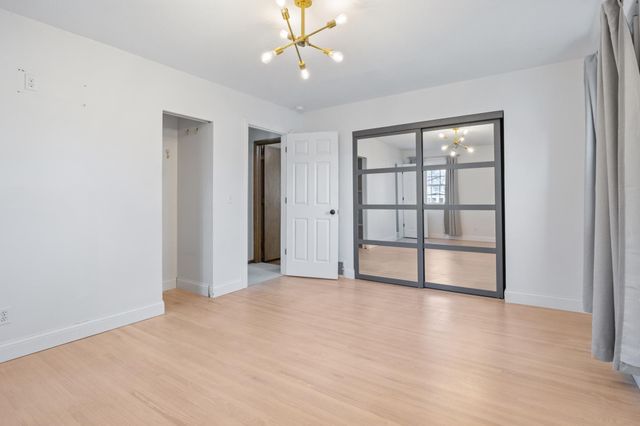 9609 Vincent Avenue S, Bloomington, MN 55431