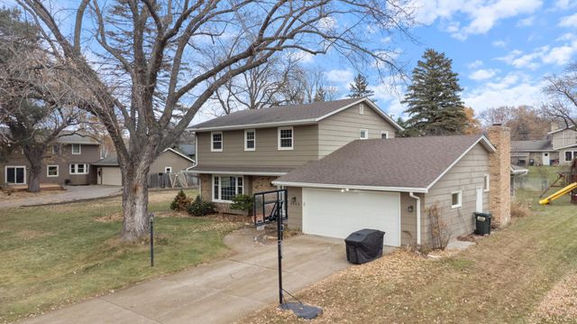 9609 Vincent Avenue S, Bloomington, MN 55431