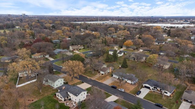 9609 Vincent Avenue S, Bloomington, MN 55431