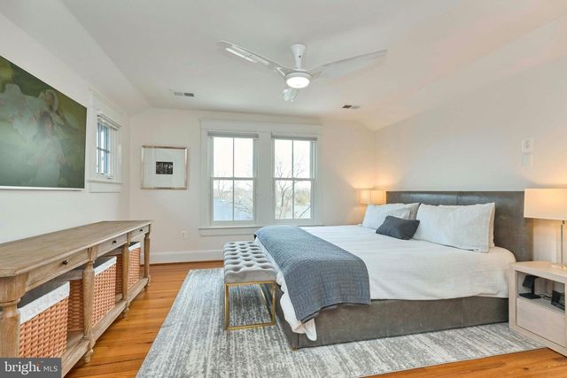 205 N FILLMORE ST, Arlington, VA 22201