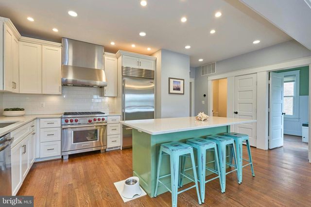 205 N FILLMORE ST, Arlington, VA 22201