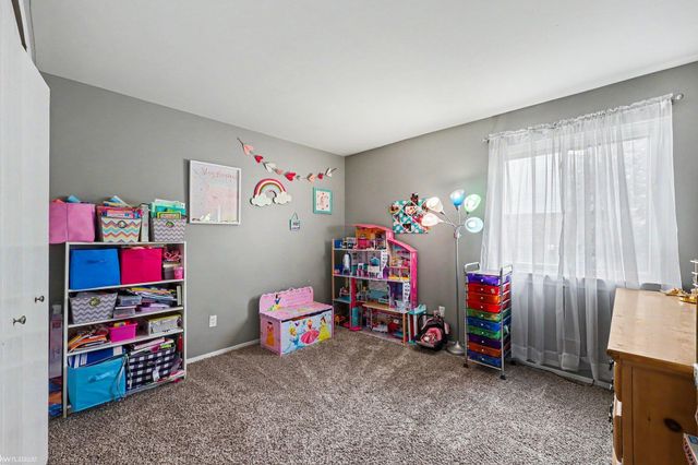 16958 Kingsbrooke Drive, Clinton Twp, MI 48038