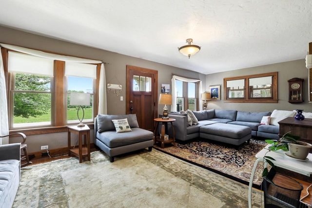 N4825 COUNTY ROAD Q, Waupaca, WI 54981