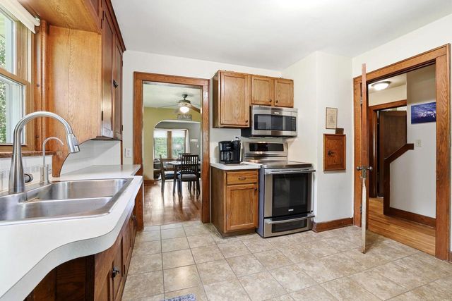 N4825 COUNTY ROAD Q, Waupaca, WI 54981
