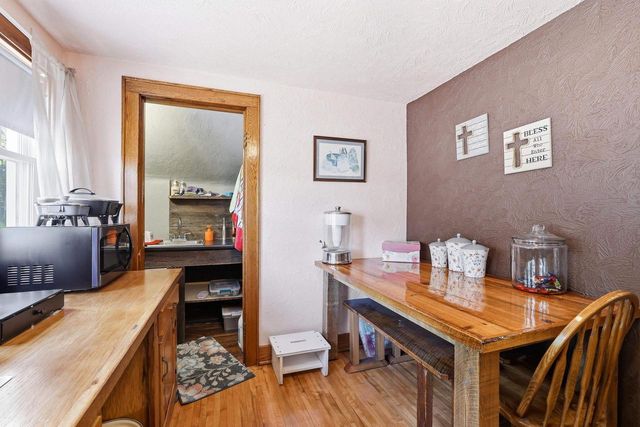N4825 COUNTY ROAD Q, Waupaca, WI 54981
