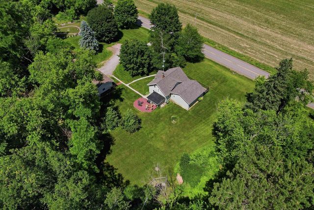 N4825 COUNTY ROAD Q, Waupaca, WI 54981