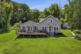 N4825 COUNTY ROAD Q, Waupaca, WI 54981