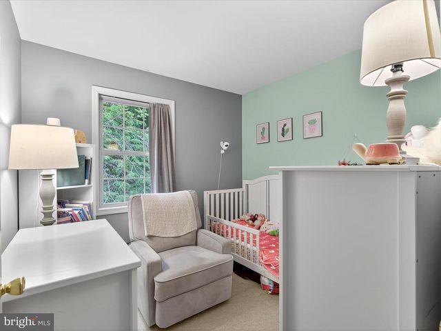 45 DEEP HOLLOW LN, Lancaster, PA 17603