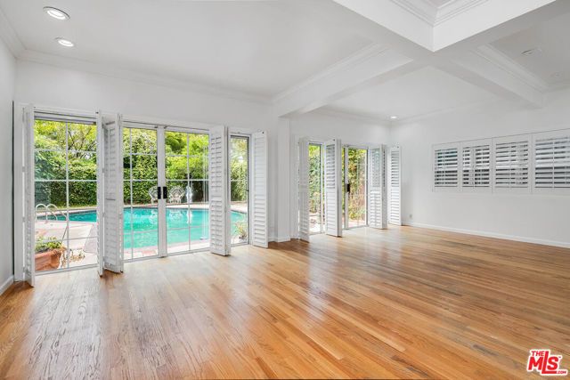 4309 Gentry Avenue, Los Angeles, CA 91604