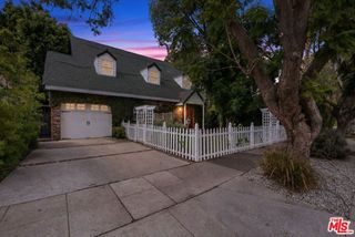 4309 Gentry Avenue, Los Angeles, CA 91604