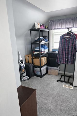 27052 Ridgewood Street, Roseville, MI 48066