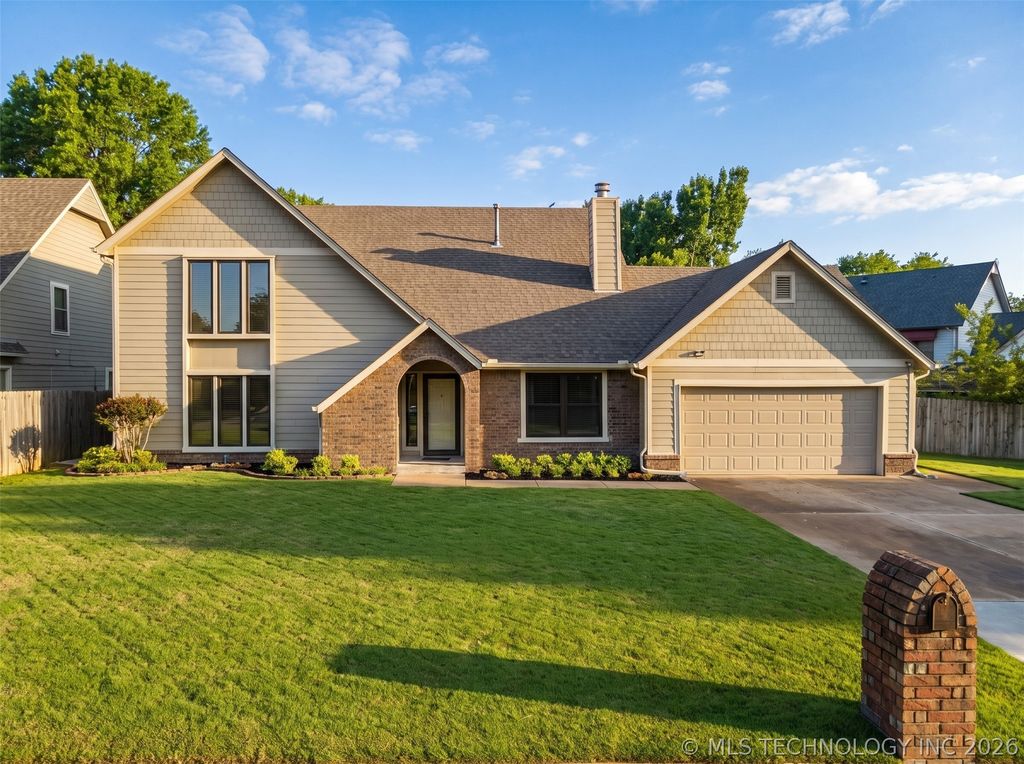 6710 S 29th West Avenue, Tulsa, OK 74132