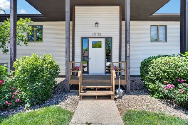 5025 Karen Drive 206, Panora, IA 50216
