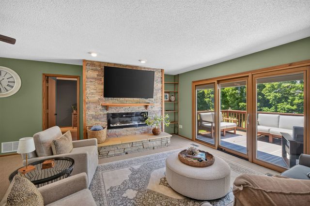 5025 Karen Drive 206, Panora, IA 50216