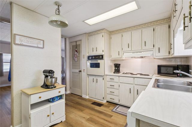 103 POINSETTIA, Leesburg, FL 34748