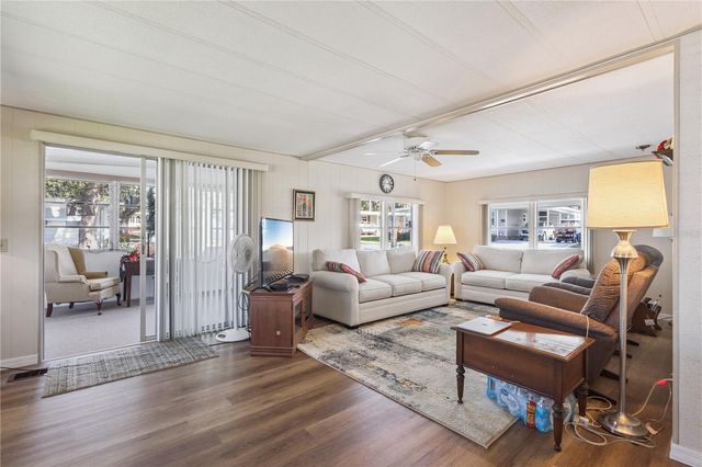 103 POINSETTIA, Leesburg, FL 34748