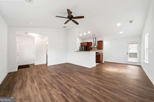 77 Hill Side Way, Hiram, GA 30141