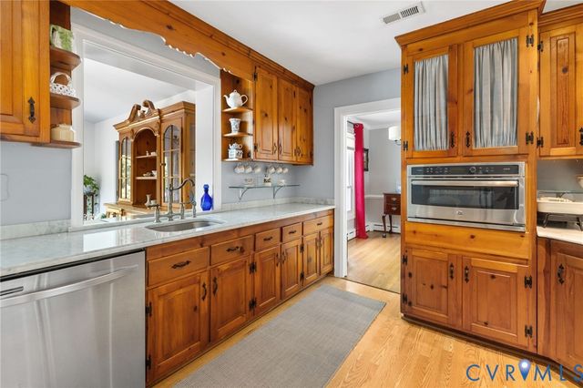 8208 Michael Rd, Henrico, VA 23229