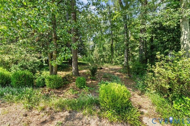 8208 Michael Rd, Henrico, VA 23229