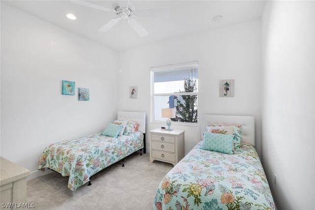 11966 Gardenia AVE, Naples, FL 34120