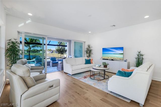 11966 Gardenia AVE, Naples, FL 34120