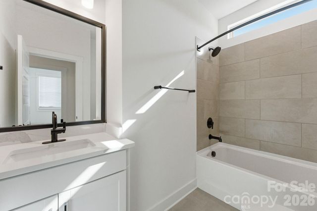 817 Garringer Place, Charlotte, NC 28208