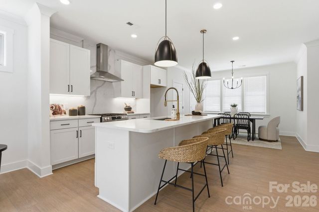 817 Garringer Place, Charlotte, NC 28208